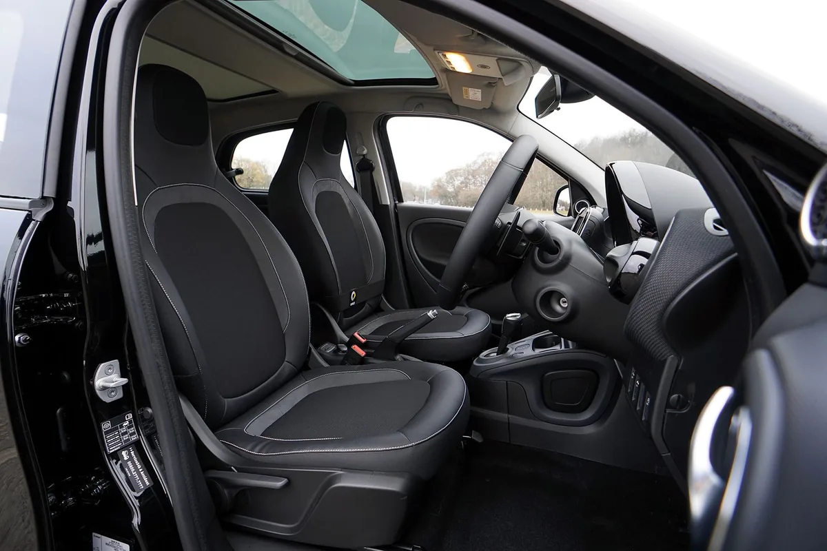 Vehicle Biohazard Cleanup in Mono Vista, CA